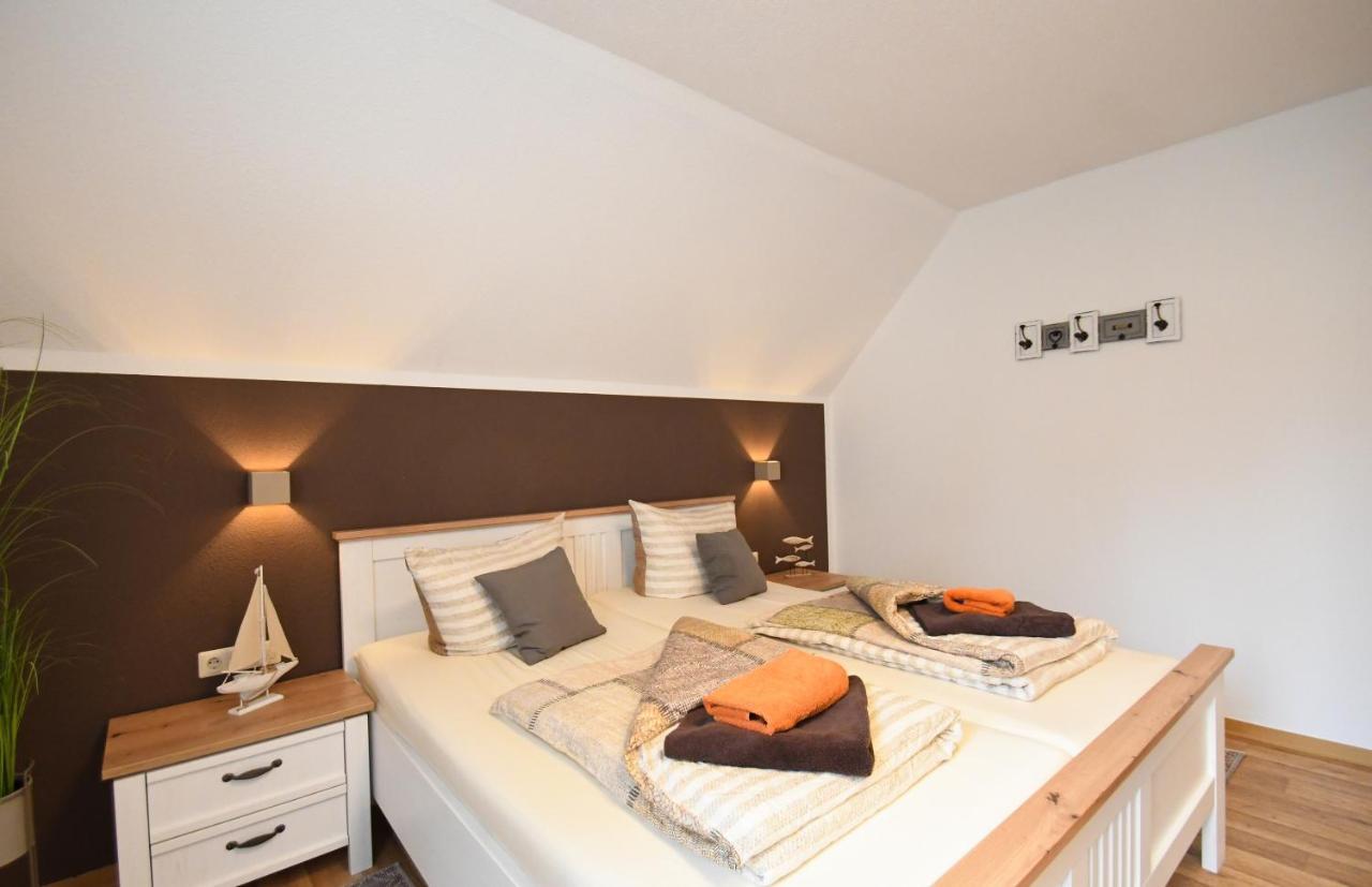 Ferienwohnung Weitblick Mit Logia Lobbe Exterior foto