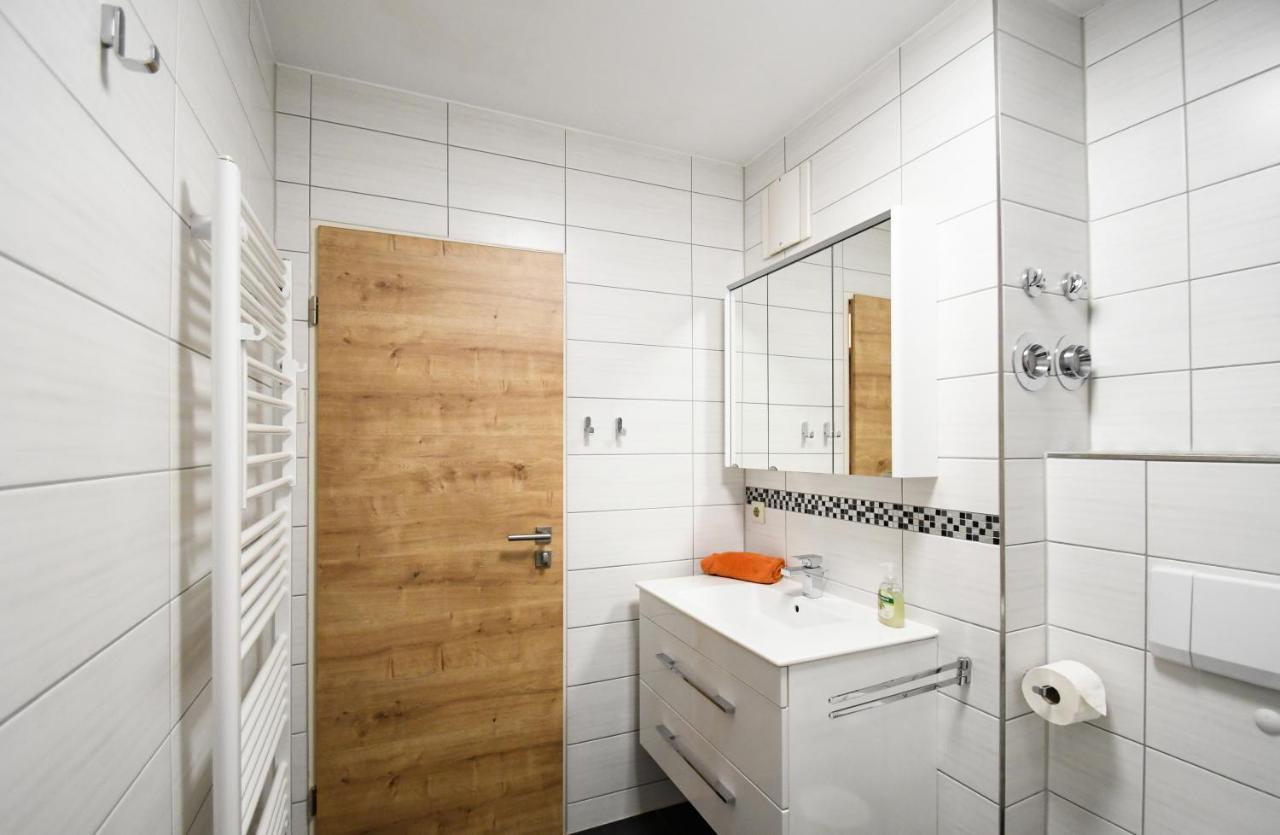 Ferienwohnung Weitblick Mit Logia Lobbe Exterior foto